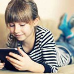 Kurangi Penggunaan Gadget dan Internet Pada Anak