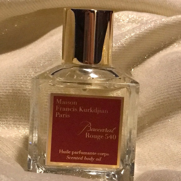Parfum Wanita Tahan Lama